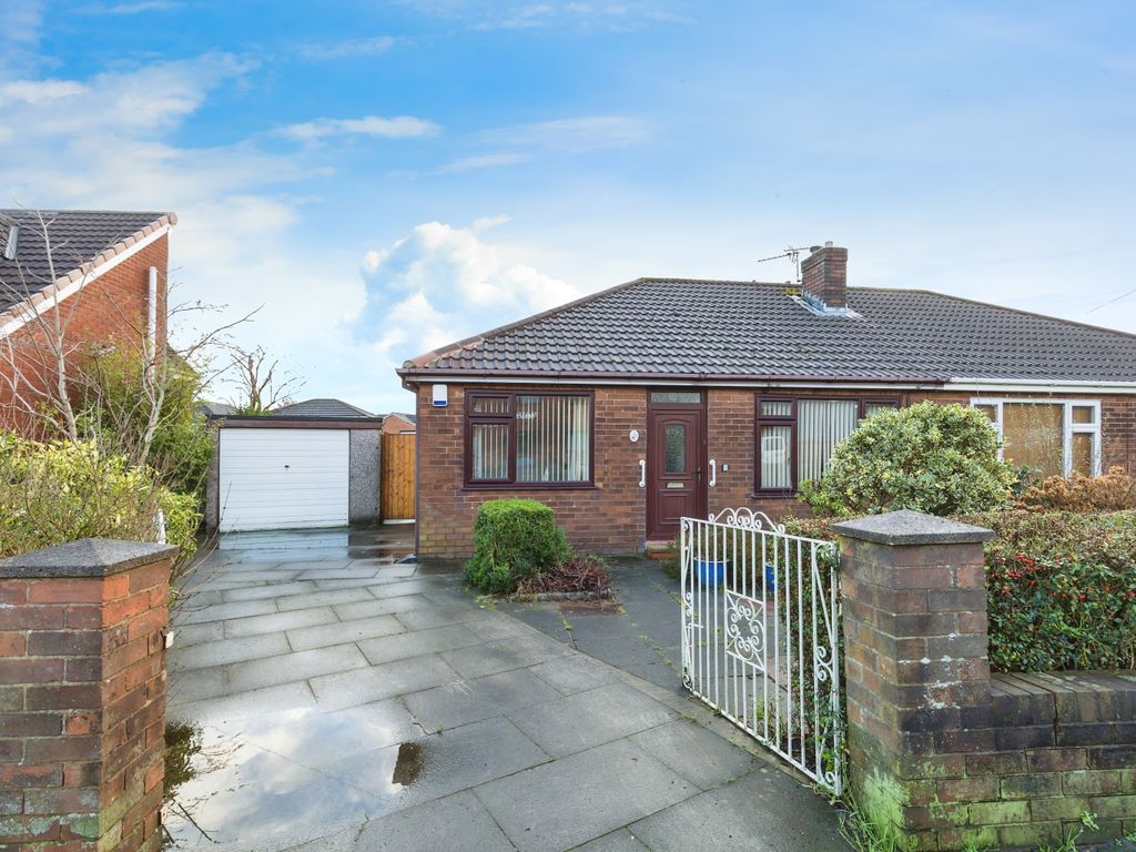 2 bed semidetached bungalow for sale in Bradley Lane, Wigan WN6, £