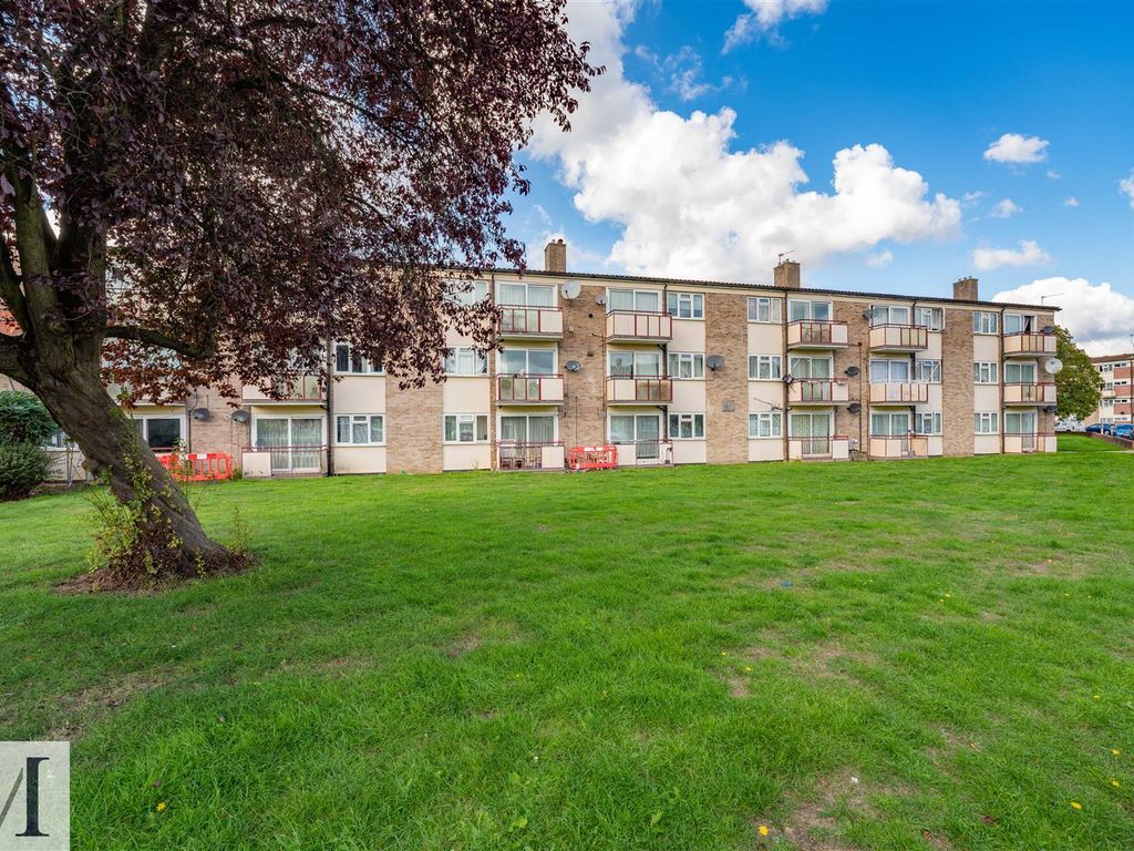 2 bed flat for sale in Exmouth Road, Hayes UB4 Zoopla