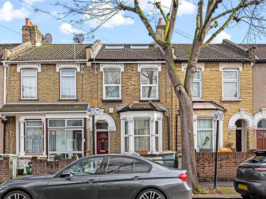 3 bed terraced house for sale in Sutton Court Road, London E13 Zoopla