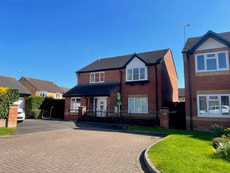 4 bed detached house for sale in Fennel Way, Yeovil Family Home