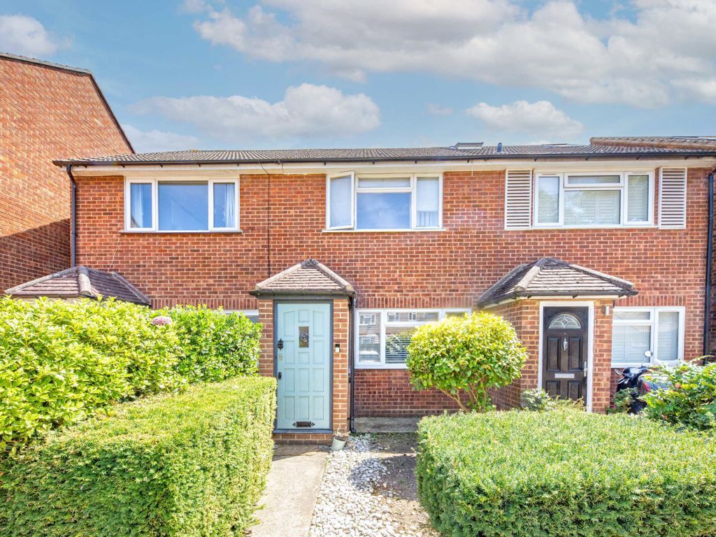 2 bed terraced house for sale in Chelsea Close, Hampton Hill, Hampton