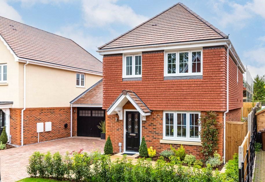 New home, 3 bed linkdetached house for sale in Chiltern View