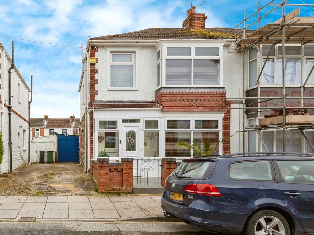 3 bed semidetached house for sale in Idsworth Road, Portsmouth PO3, £