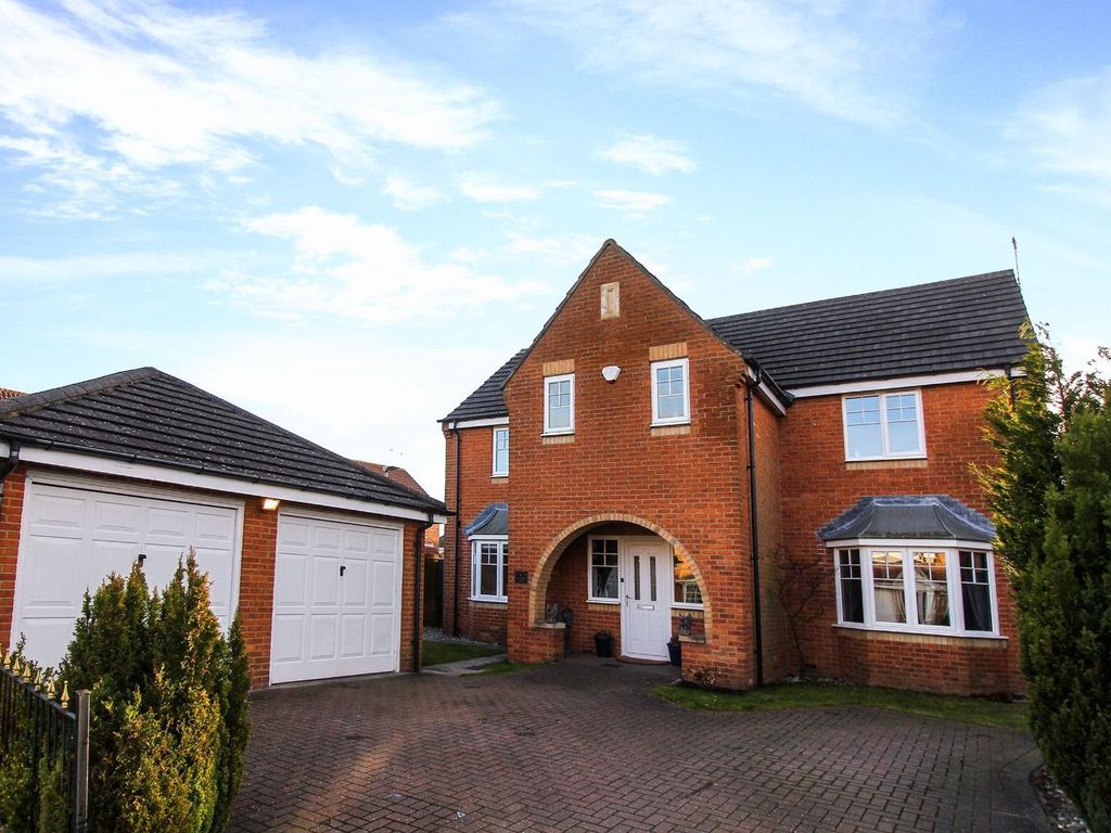 4 bed detached house for sale in Lodsworth Drive, Cramlington NE23 Zoopla