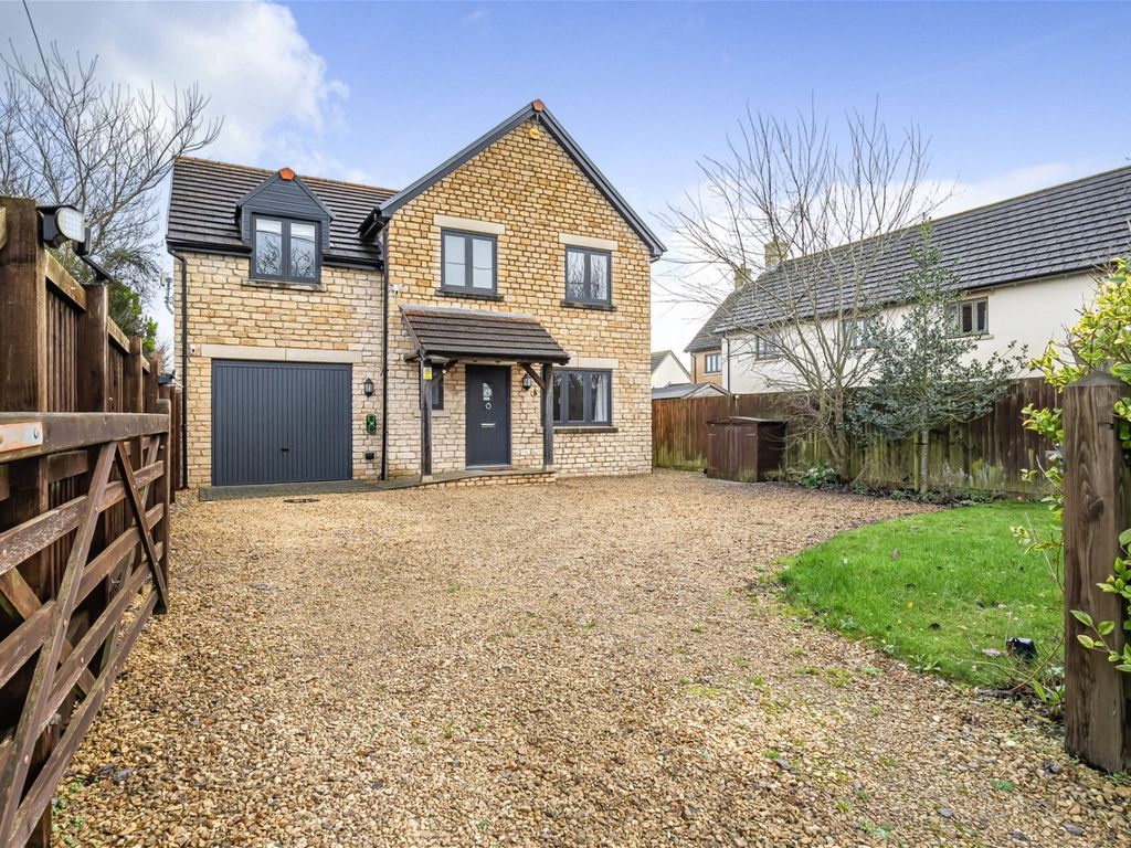 4 bed detached house for sale in Sutton Lane, Sutton Benger, Chippenham