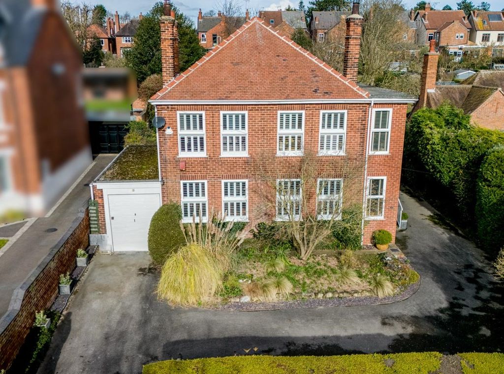 3 bed detached house for sale in Blyth Grove, Worksop S81, £495,000