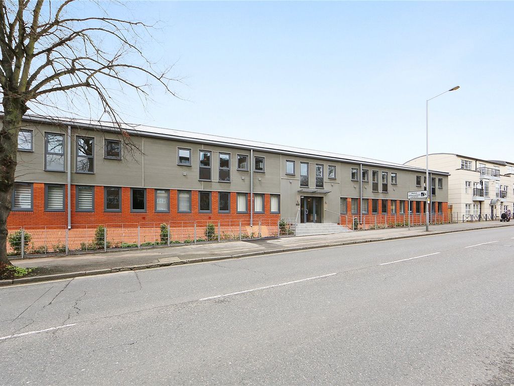 Studio to rent in Kingston Hill, Barton House 3139, Kingston Upon