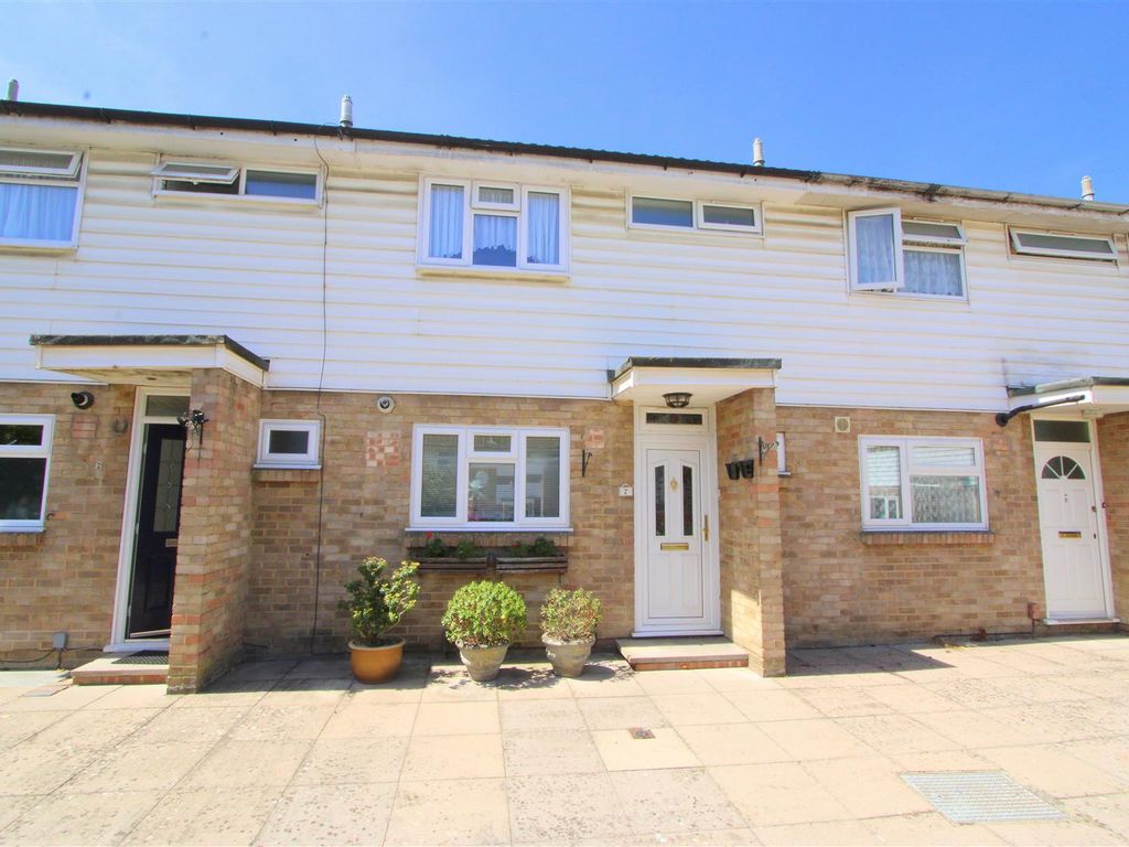 3 bed terraced house for sale in Carew Road, Wallington SM6 Zoopla