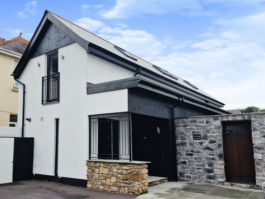 3 bed detached house for sale in Arlington Road, Porthcawl CF36, £