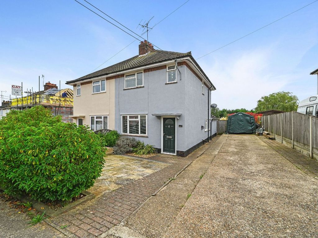 3 bed semidetached house for sale in King Edward Avenue, Wickham