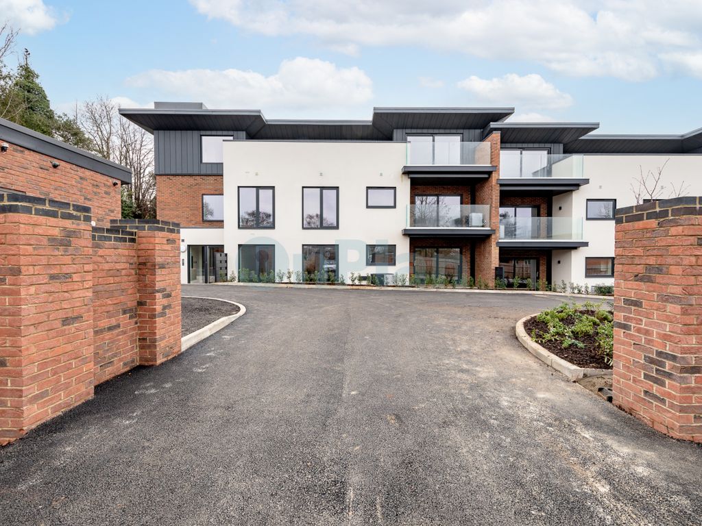 New home, 3 bed flat for sale in Flat 6, Asplands House, 19 Asplands