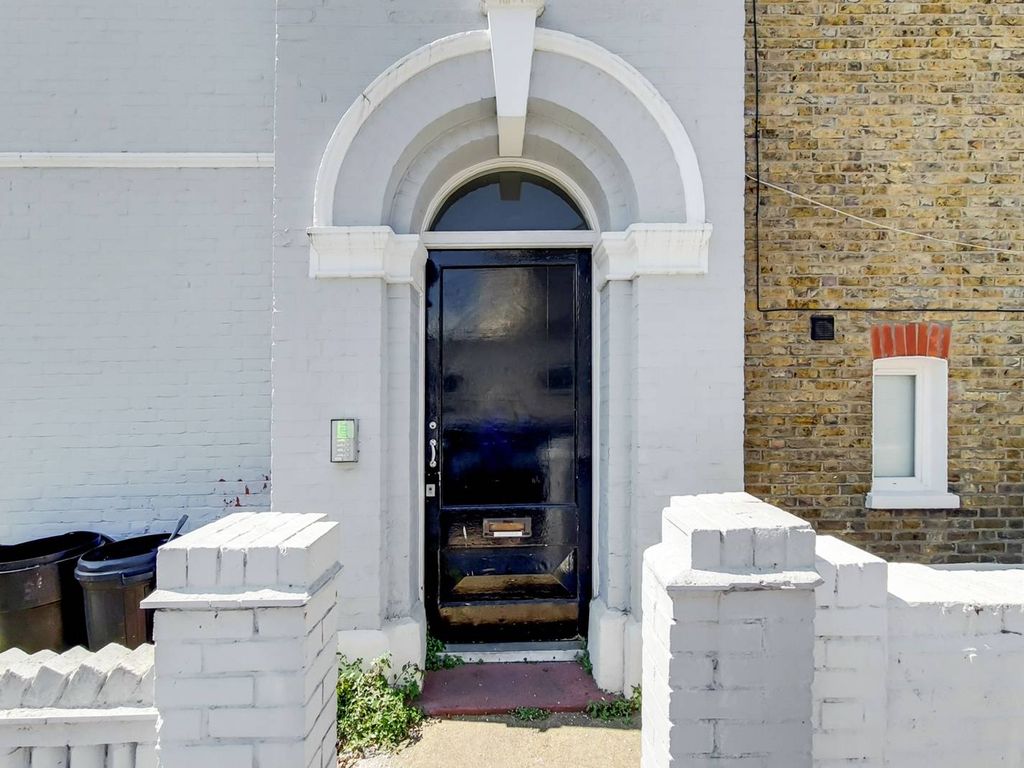 1 bed flat to rent in Cavendish Road, Balham, London SW12 Zoopla