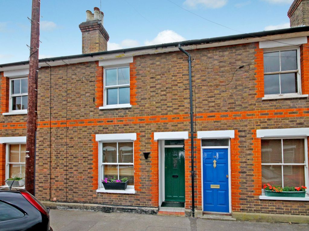 2 bed terraced house for sale in Mount Street, Dorking, Surrey RH4, £