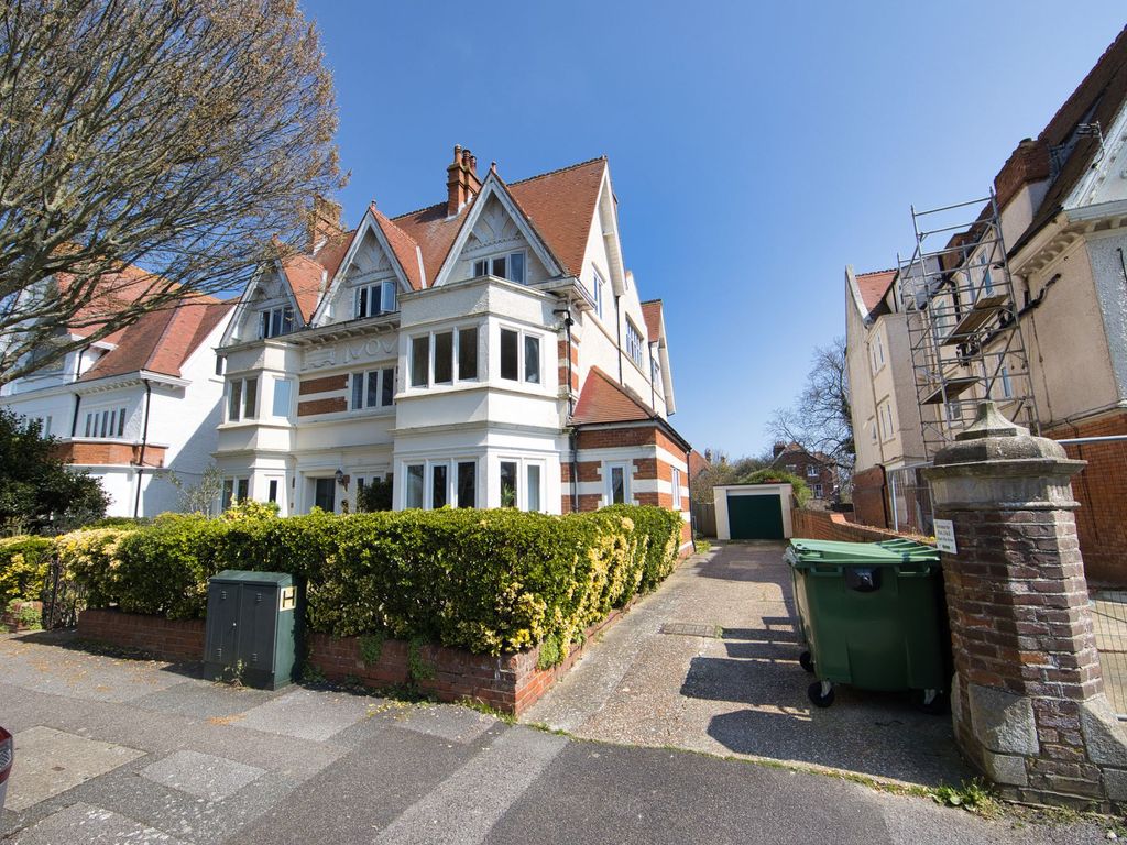3 bed flat for sale in Grimston Gardens, Folkestone CT20 Zoopla