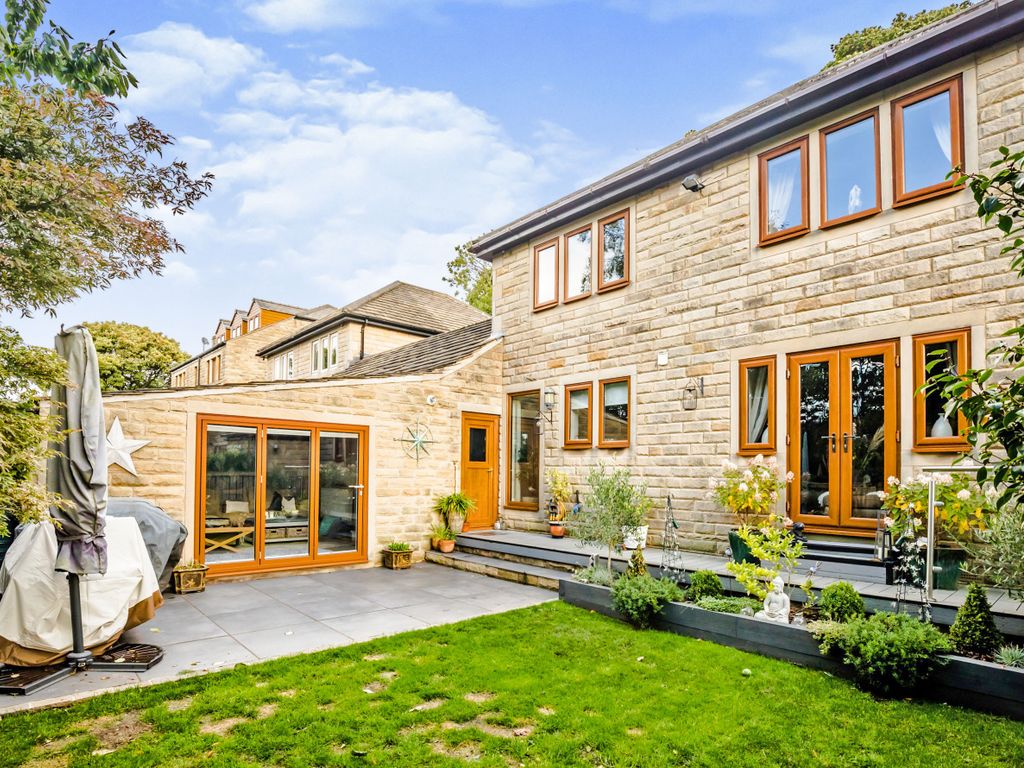 4 bed detached house for sale in Coppice Drive, Netherton, Huddersfield