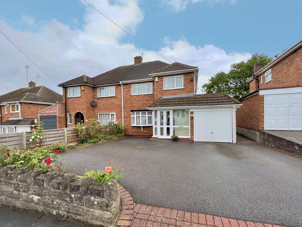 3 bed semidetached house for sale in Lindridge Road, Shirley, Solihull