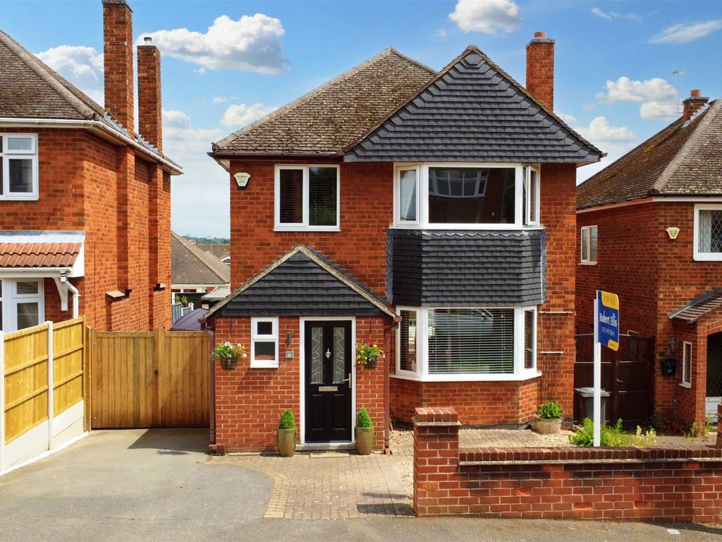 3 bed detached house for sale in Gresley Road, Ilkeston DE7 Zoopla