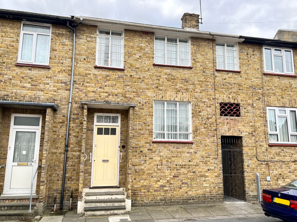 Milburn Rd, Gillingham ME7  