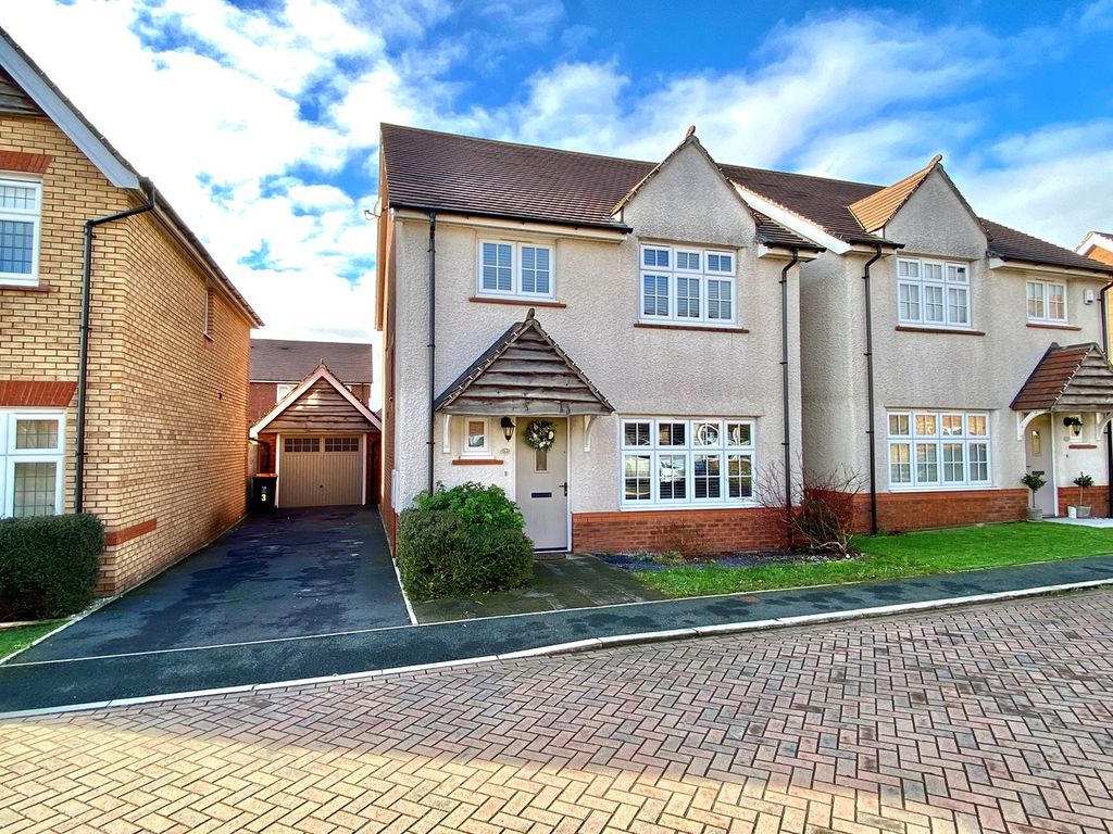 4 bed detached house for sale in Tamar Valley Close, Newport NP20 Zoopla