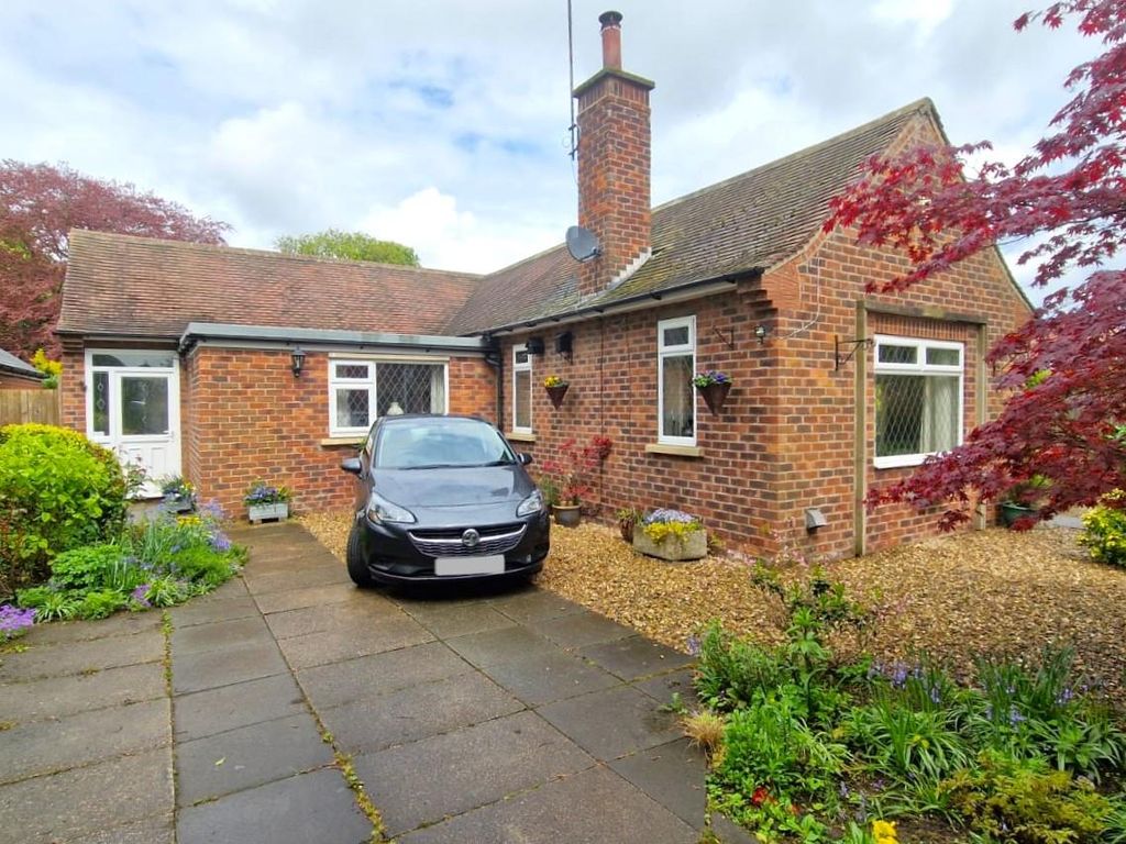 3 bed bungalow for sale in Westwood Avenue, Hornsea HU18 Zoopla