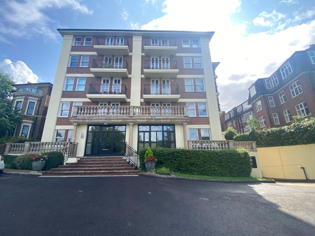 2 bed flat for sale in Portsmouth Road, Surbiton KT6 Zoopla