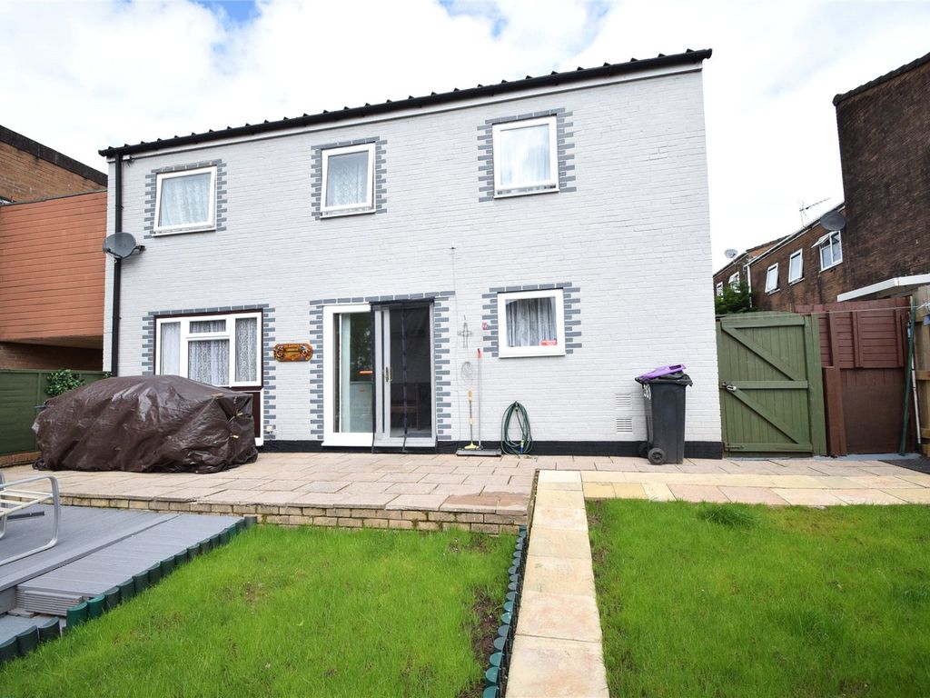 3 bed link detached house for sale in Berthin, Greenmeadow, Cwmbran