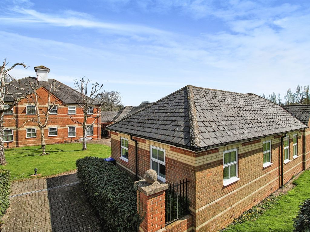 2 bed terraced bungalow for sale in Pouchlands Drive, South Chailey
