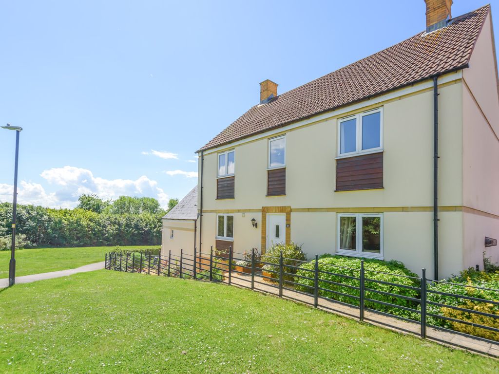 4 bed detached house for sale in Withering Road, Okus, Swindon SN1 Zoopla