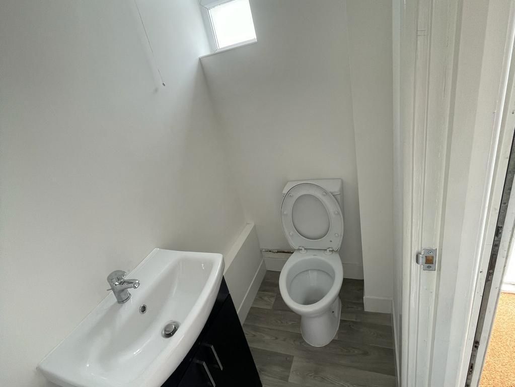 1 bed flat to rent in Cowbridge Road East, Cardiff CF5 Zoopla