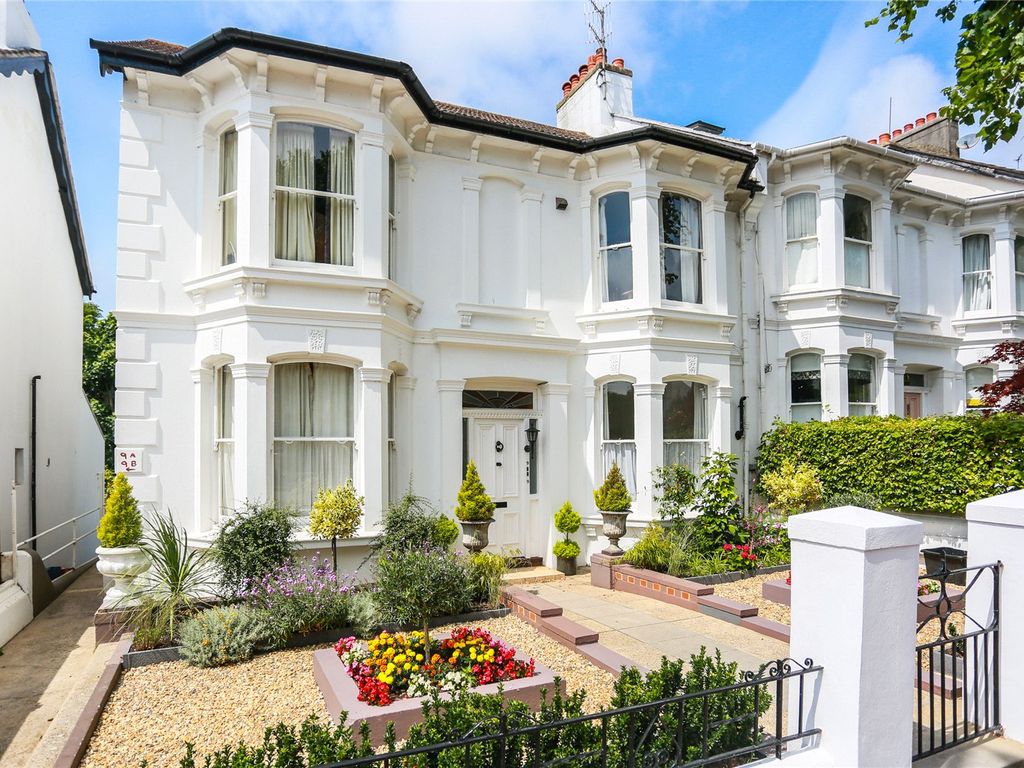 1 bed flat for sale in Beaconsfield Villas, Brighton, East Sussex BN1, £275,000 Zoopla