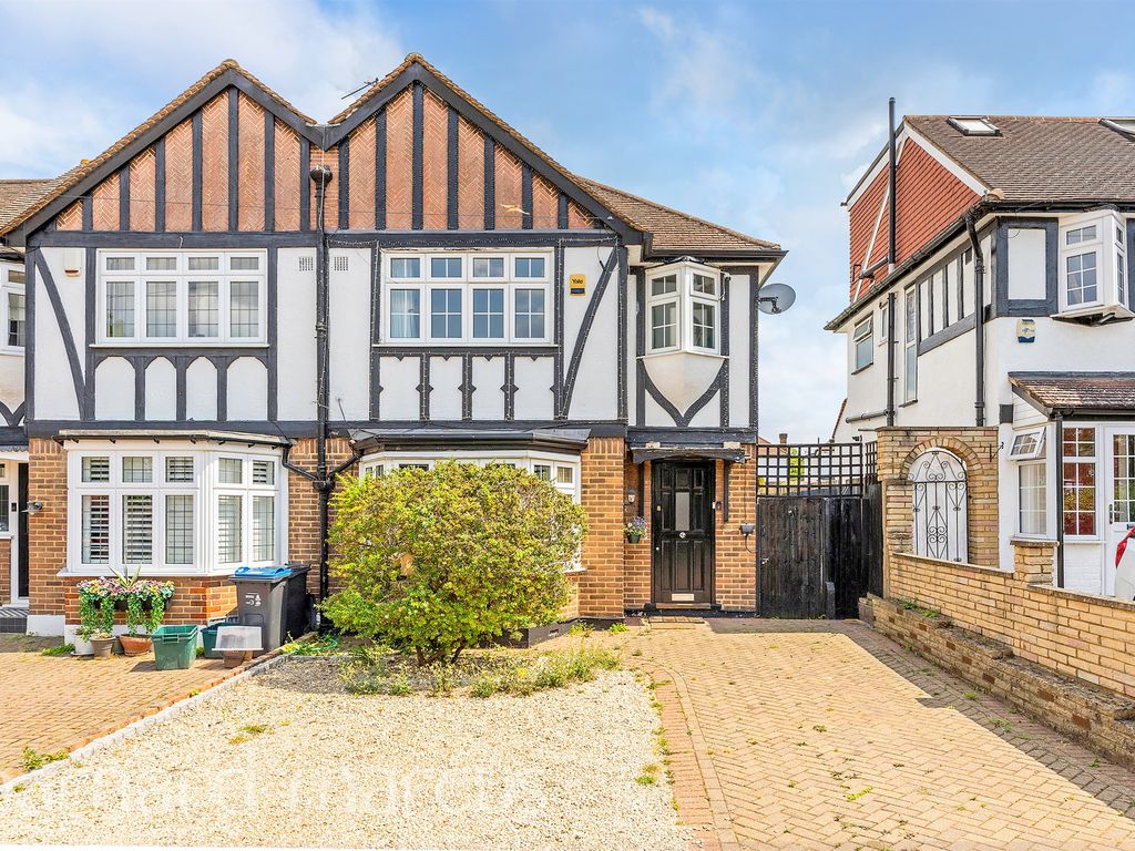 3 bed end terrace house for sale in Aragon Road, Morden SM4 Zoopla