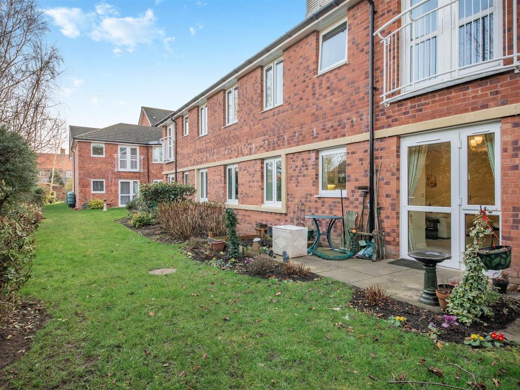 1 bed flat for sale in Browning Court, Fenham, Newcastle Upon Tyne NE4