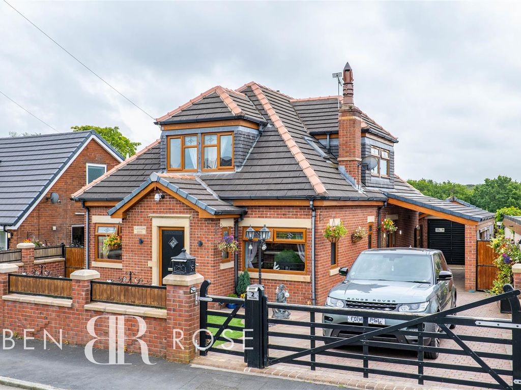 4 bed detached house for sale in Mere Fold, Charnock Richard, Chorley
