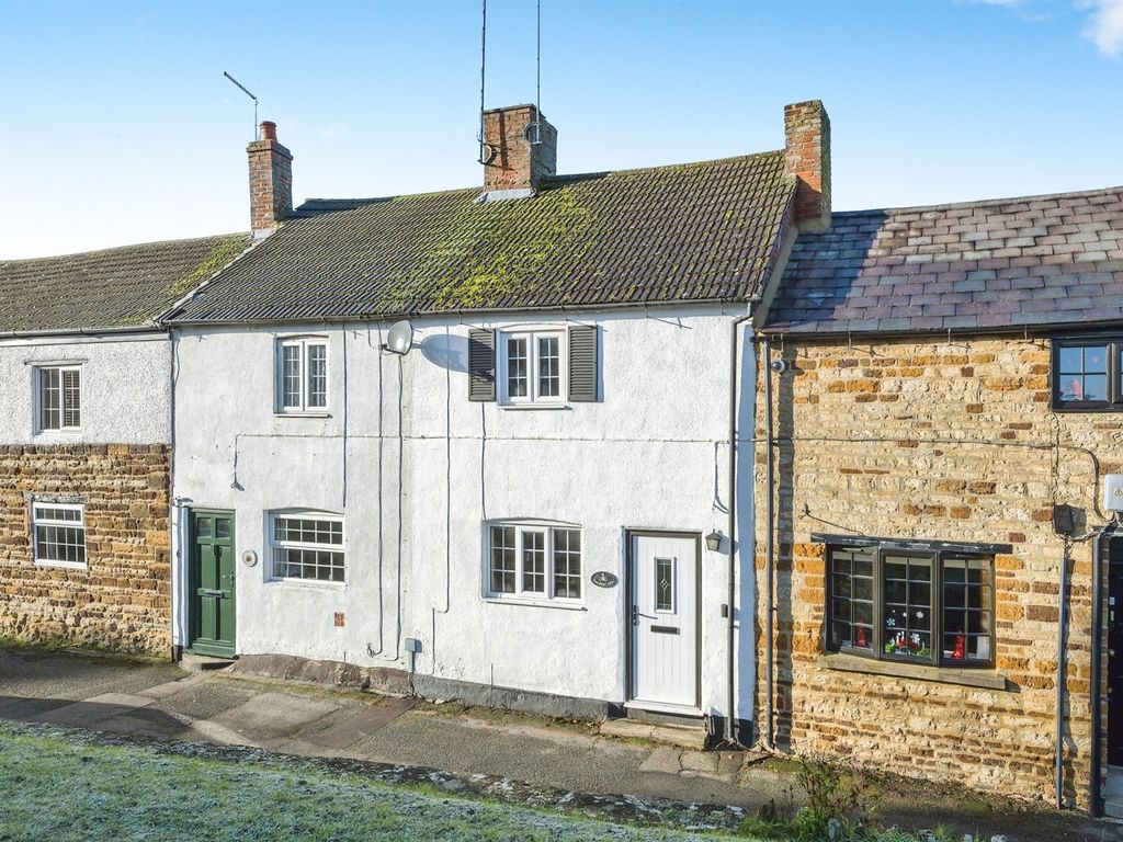 2 bed cottage for sale in Church Hill, Wootton, Northampton NN4, £