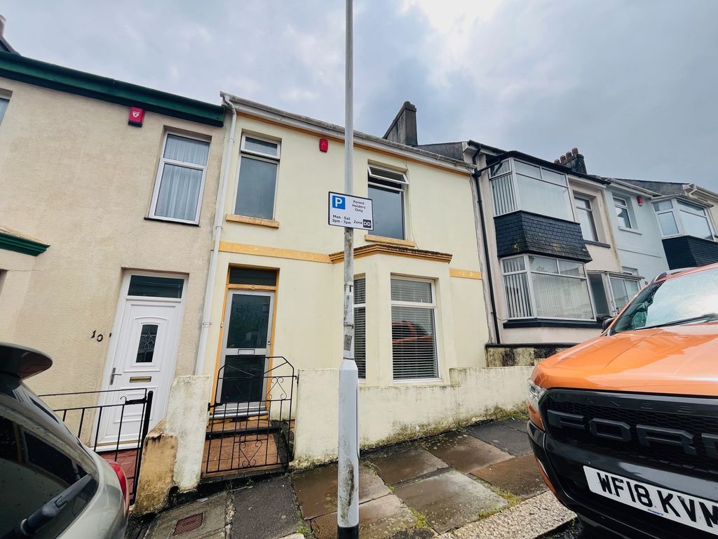 2 bed terraced house for sale in West Hill Road, Greenbank, Plymouth PL4, £170,000 Zoopla