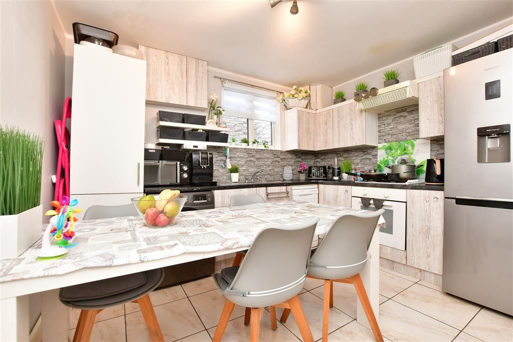 3 bed terraced house for sale in Milton Street, Maidstone, Kent ME16, £