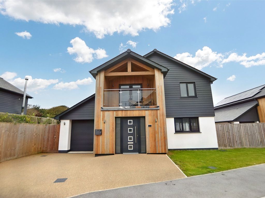 4 bed detached house to rent in Penrose Meadows, Goonhavern, Truro