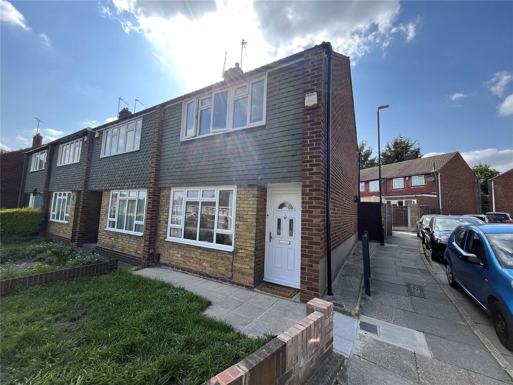 3 bed end terrace house to rent in Erith Road, Northumberland Heath DA8