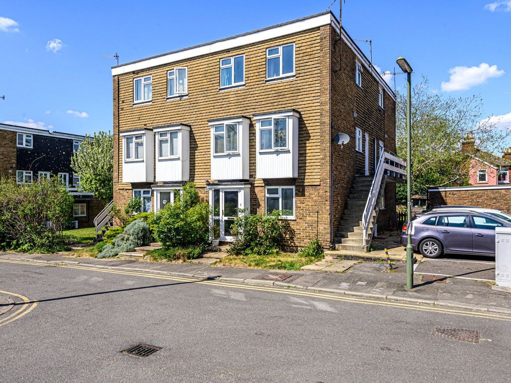 2 bed flat for sale in Drummond Road, Guildford GU1 Zoopla
