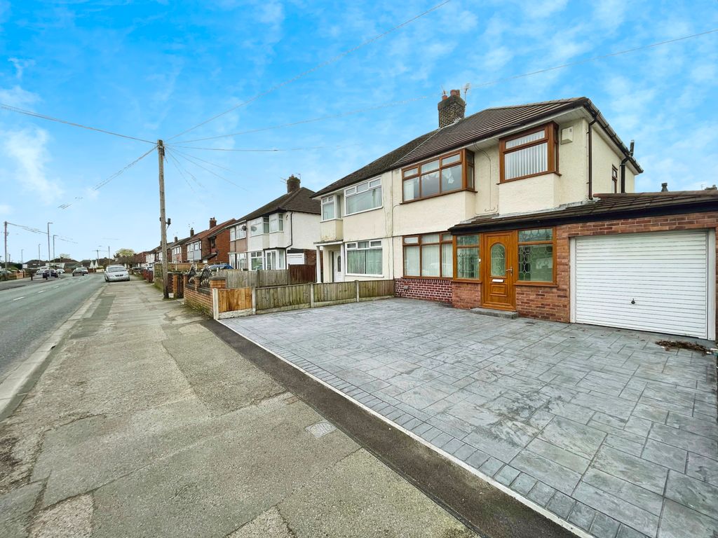 3 bed semidetached house for sale in Mackets Lane, Hunts Cross