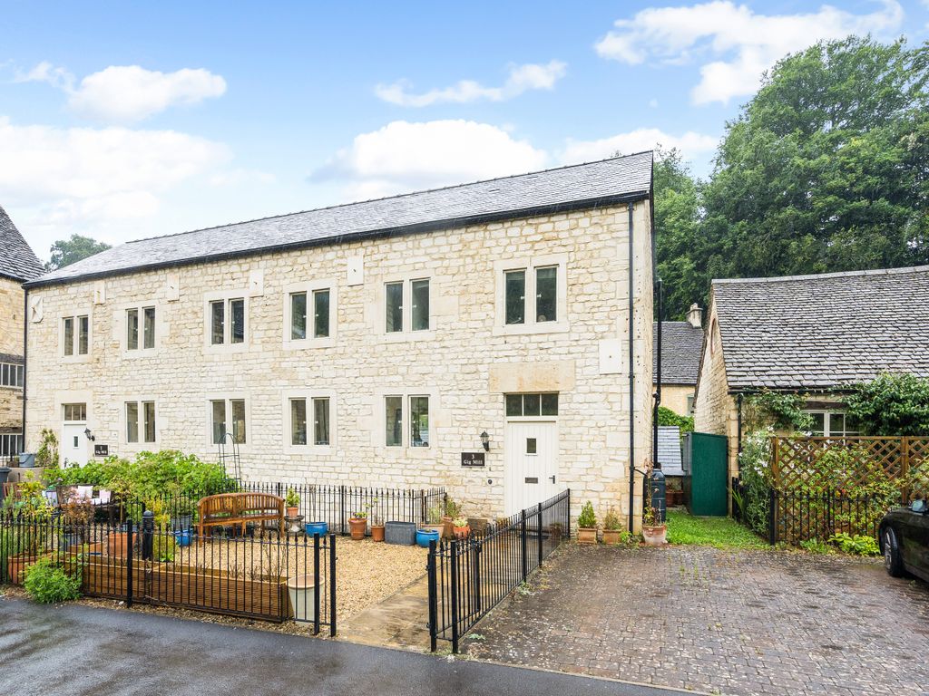 4 bed end terrace house for sale in Longfords Mill, Stroud GL6, £