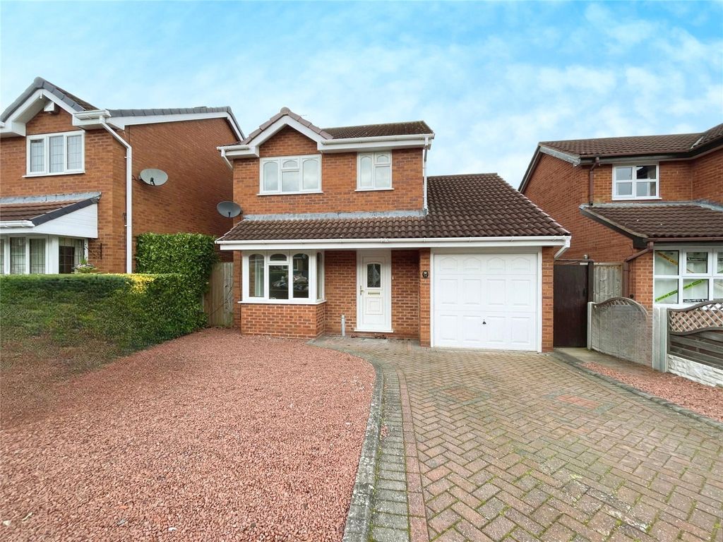 3 bed detached house to rent in Oatlands Way, Perton, Wolverhampton