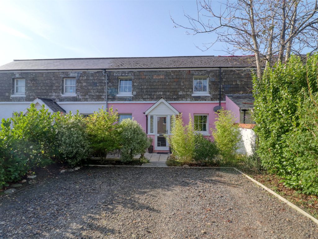 4 bed terraced house for sale in Smallacre Cottages, Station