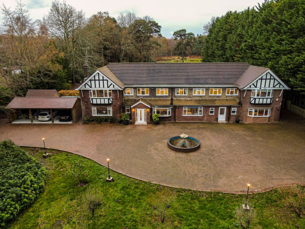 8 bed detached house for sale in Woodlawn, Forest Road, Warfield