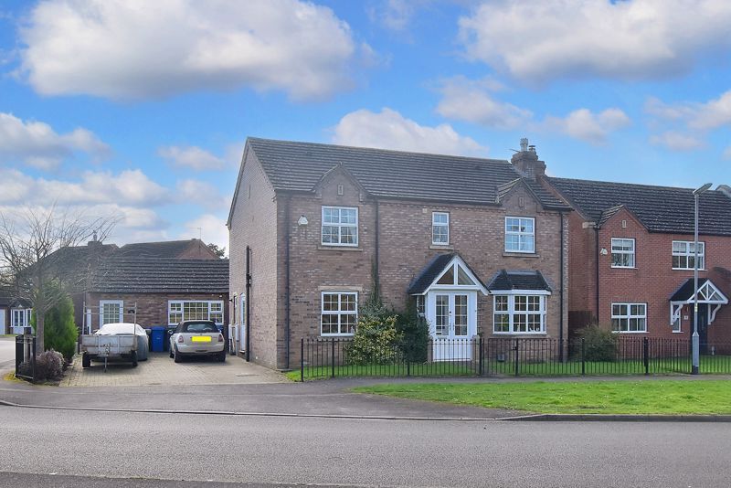 5 bed detached house for sale in Manor Way, Dunholme, Lincoln LN2, £