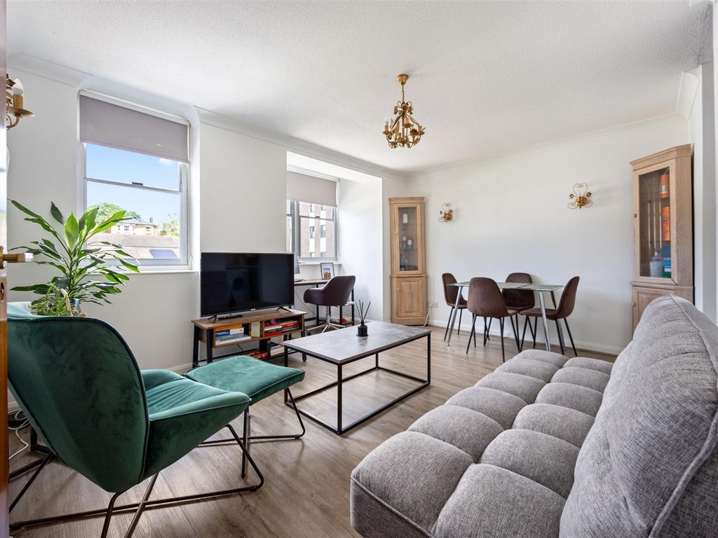 1 bed flat for sale in Adelaide Road, London NW3, £490,000 Zoopla