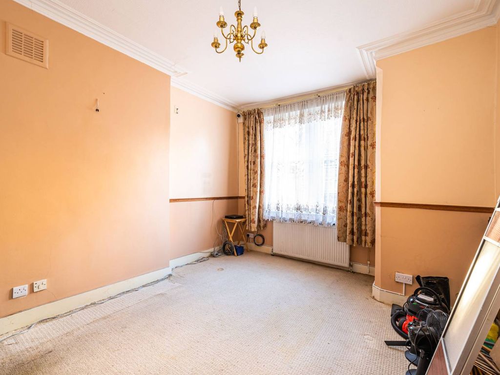 Lofting Road, Highbury And Islington, London N1  