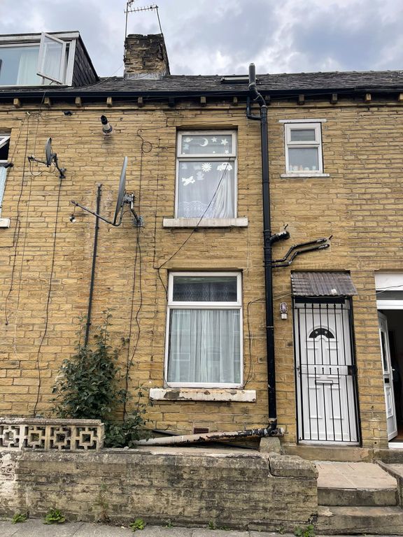 Birk Lea Street, Bradford BD5  