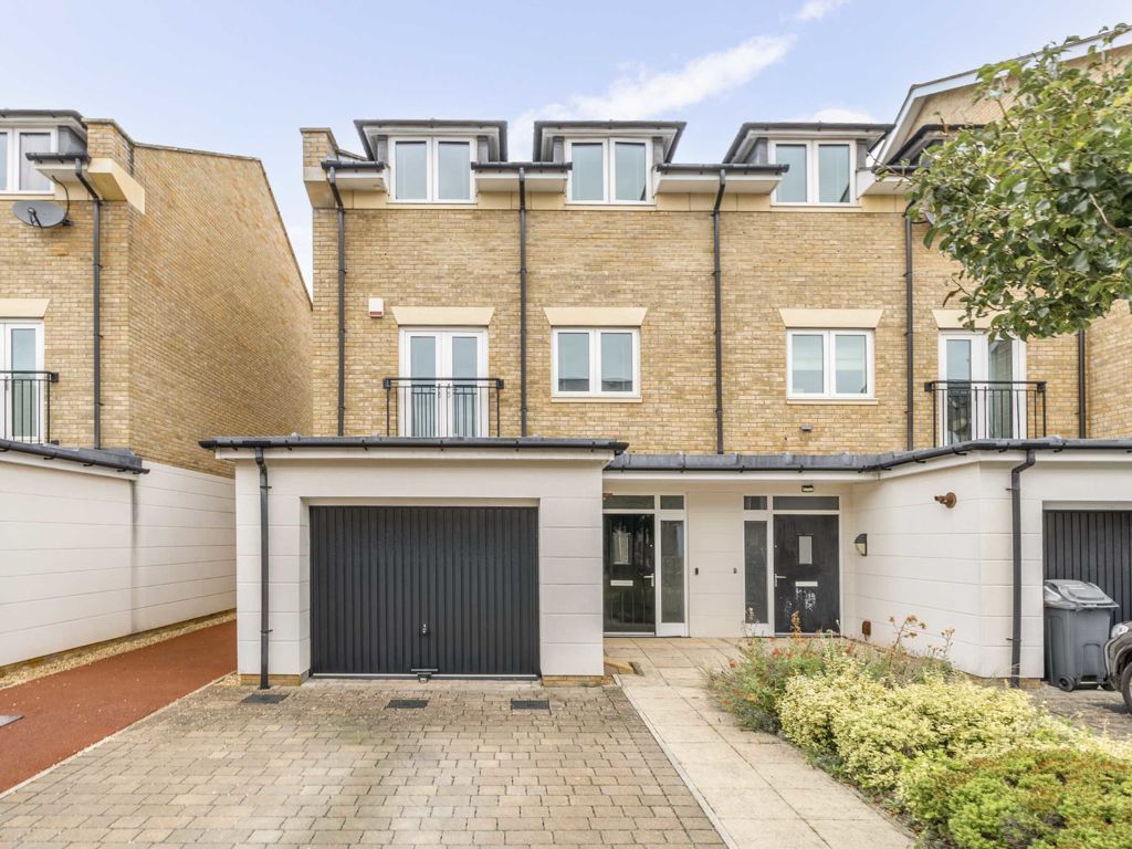 4 bed property for sale in Marbaix Gardens, Isleworth TW7, £875,000 Zoopla