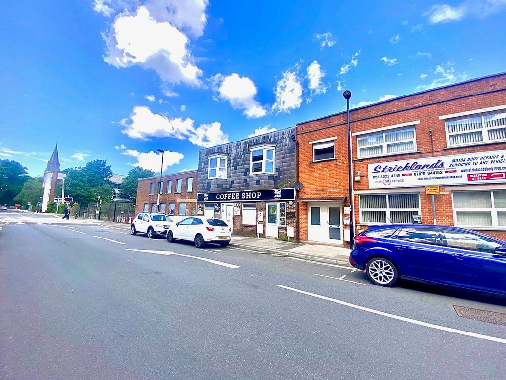 4 bed flat to rent in Chapel Road, Southampton SO14 Zoopla